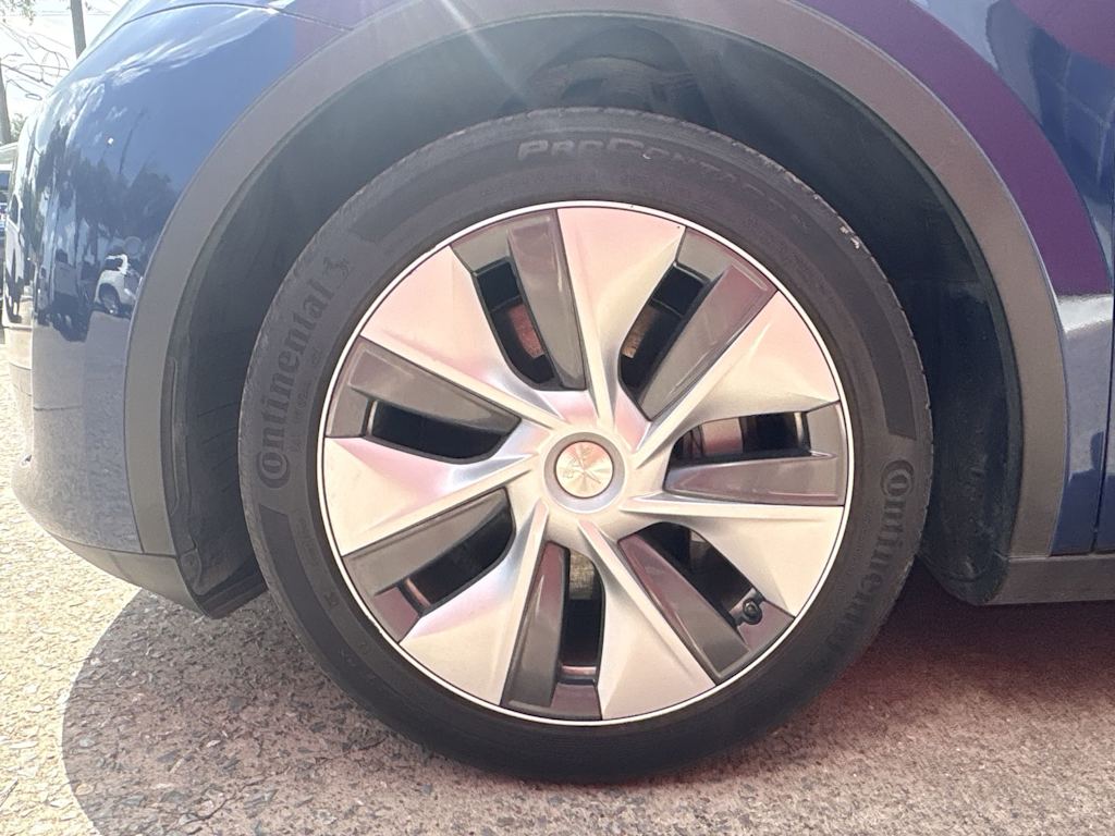 Thumbnail: 2022 Tesla Model Y - 8