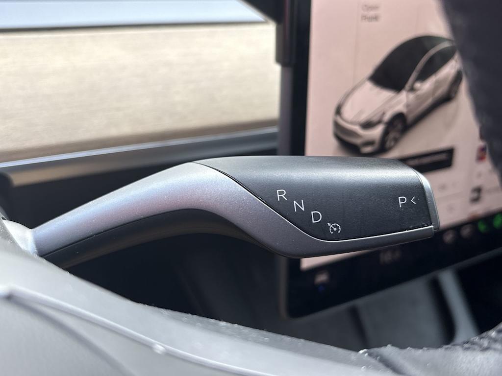 Thumbnail: 2022 Tesla Model Y - 17