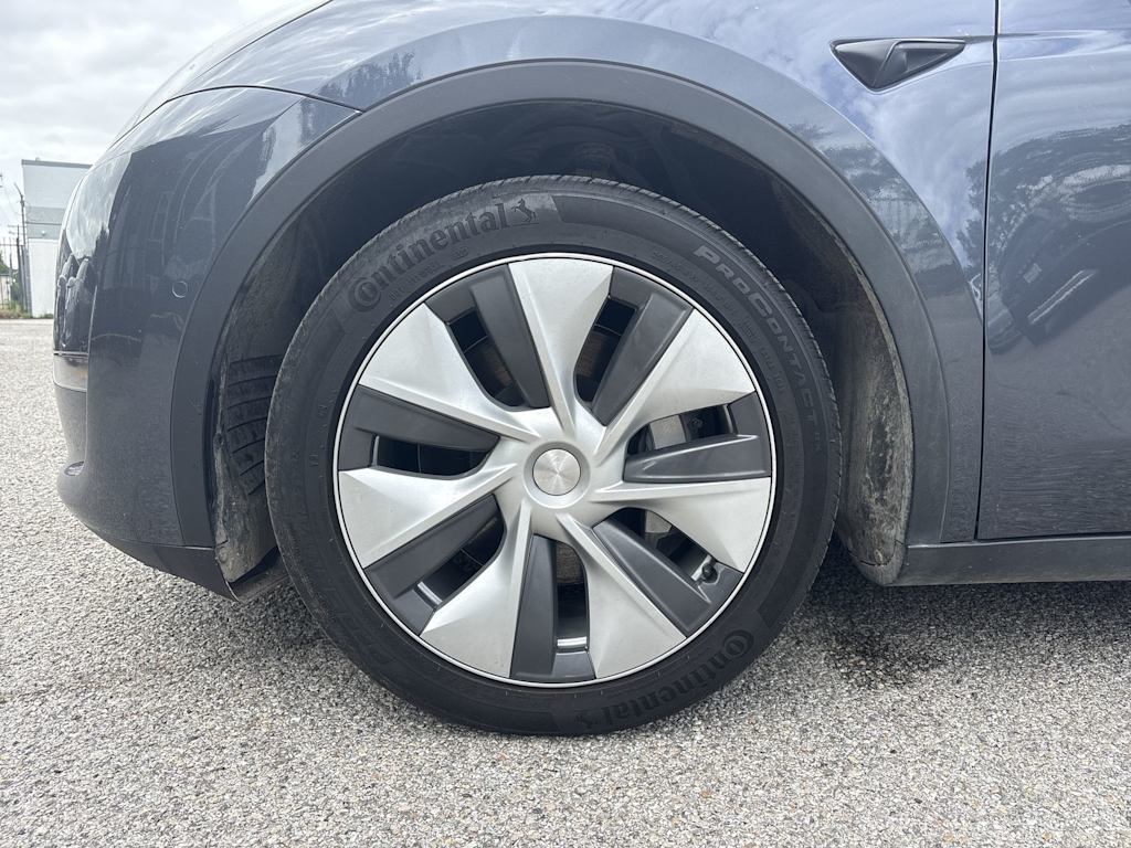 Thumbnail: 2022 Tesla Model Y - 8