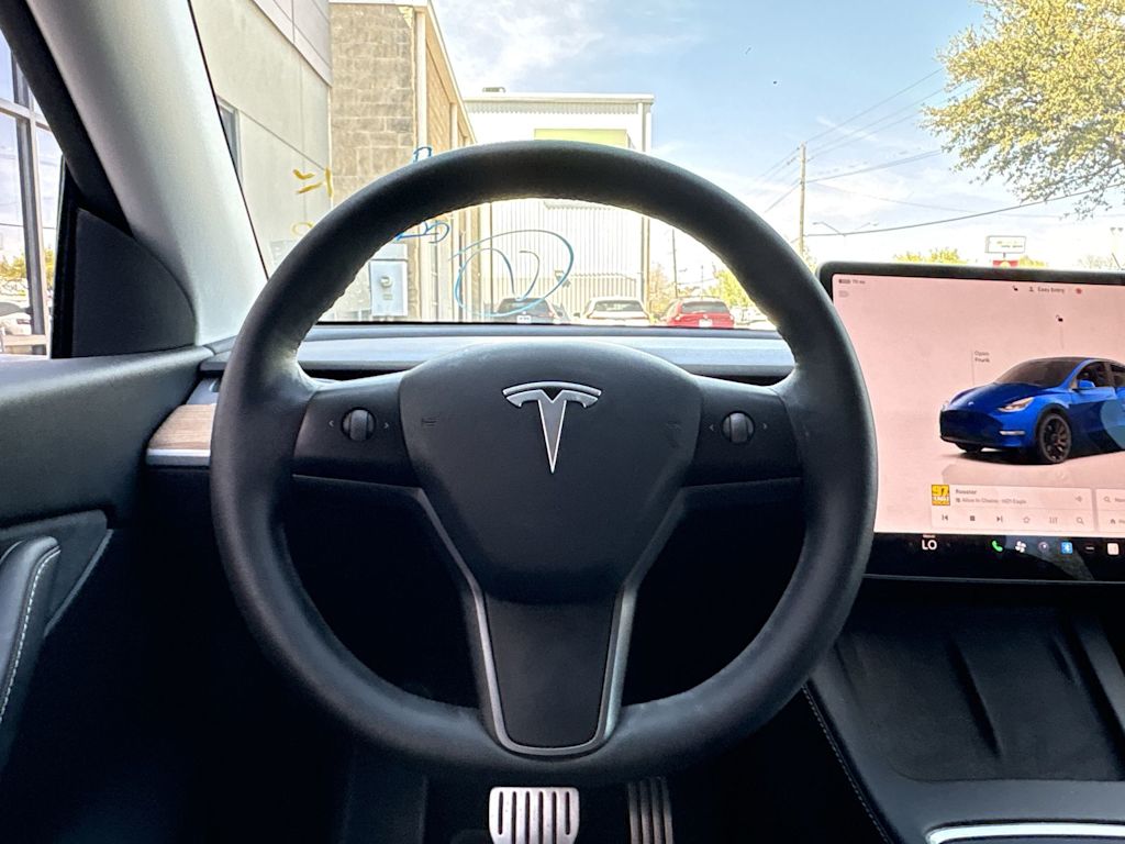 Thumbnail: 2022 Tesla Model Y - 14