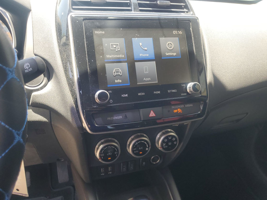 Thumbnail: 2023 Mitsubishi Outlander Sport - 11