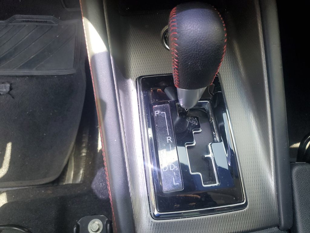 Thumbnail: 2023 Mitsubishi Outlander Sport - 12