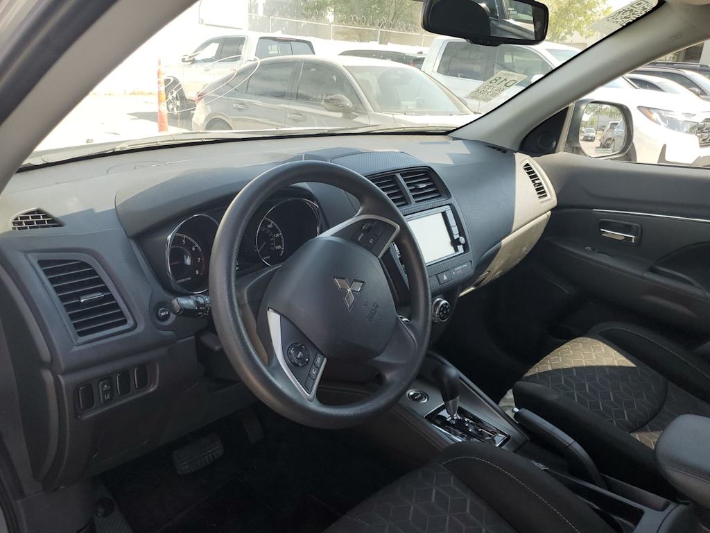 Thumbnail: 2024 Mitsubishi Outlander Sport - 2