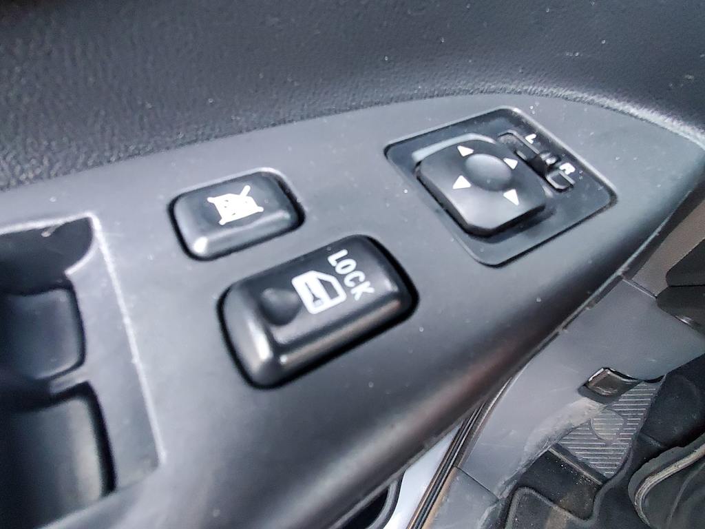 Thumbnail: 2024 Mitsubishi Outlander Sport - 26