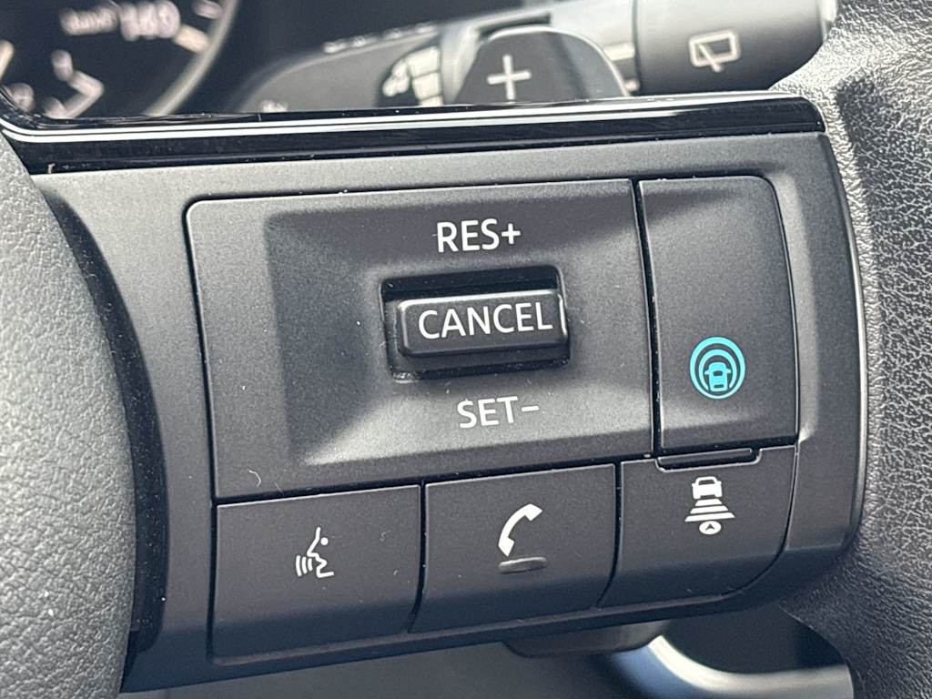 Thumbnail: 2023 Nissan Rogue - 15