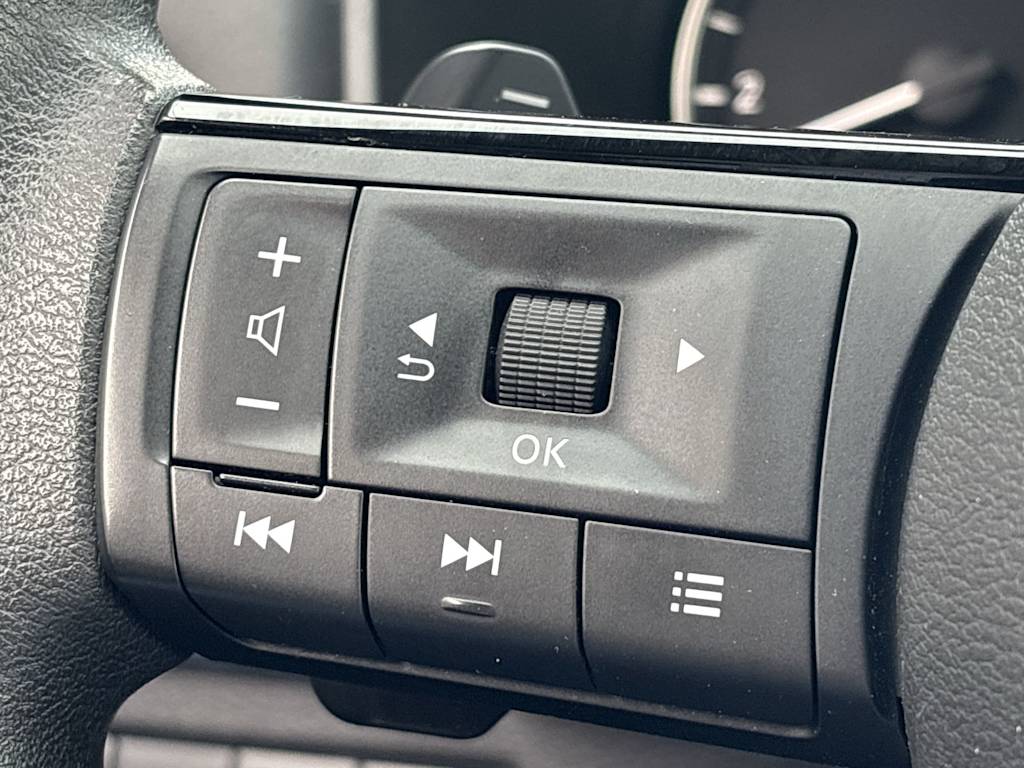 Thumbnail: 2023 Nissan Rogue - 32