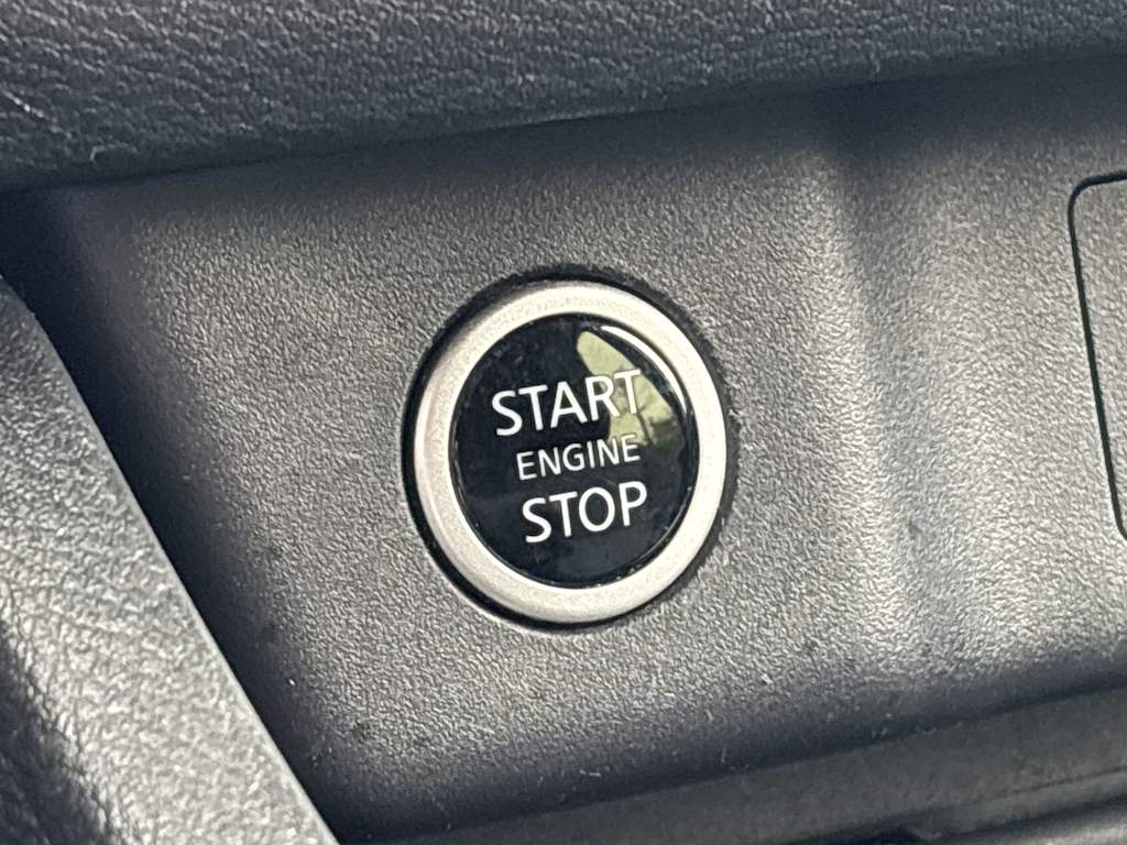 Thumbnail: 2023 Nissan Rogue - 33