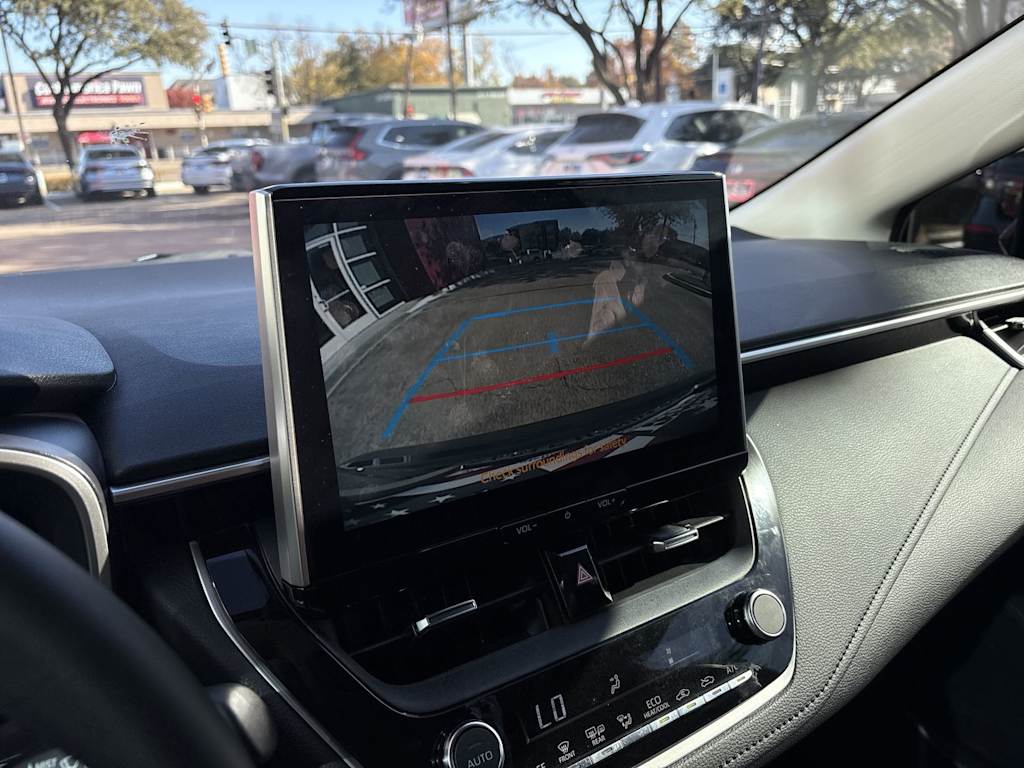 Thumbnail: 2025 Toyota Corolla - 31