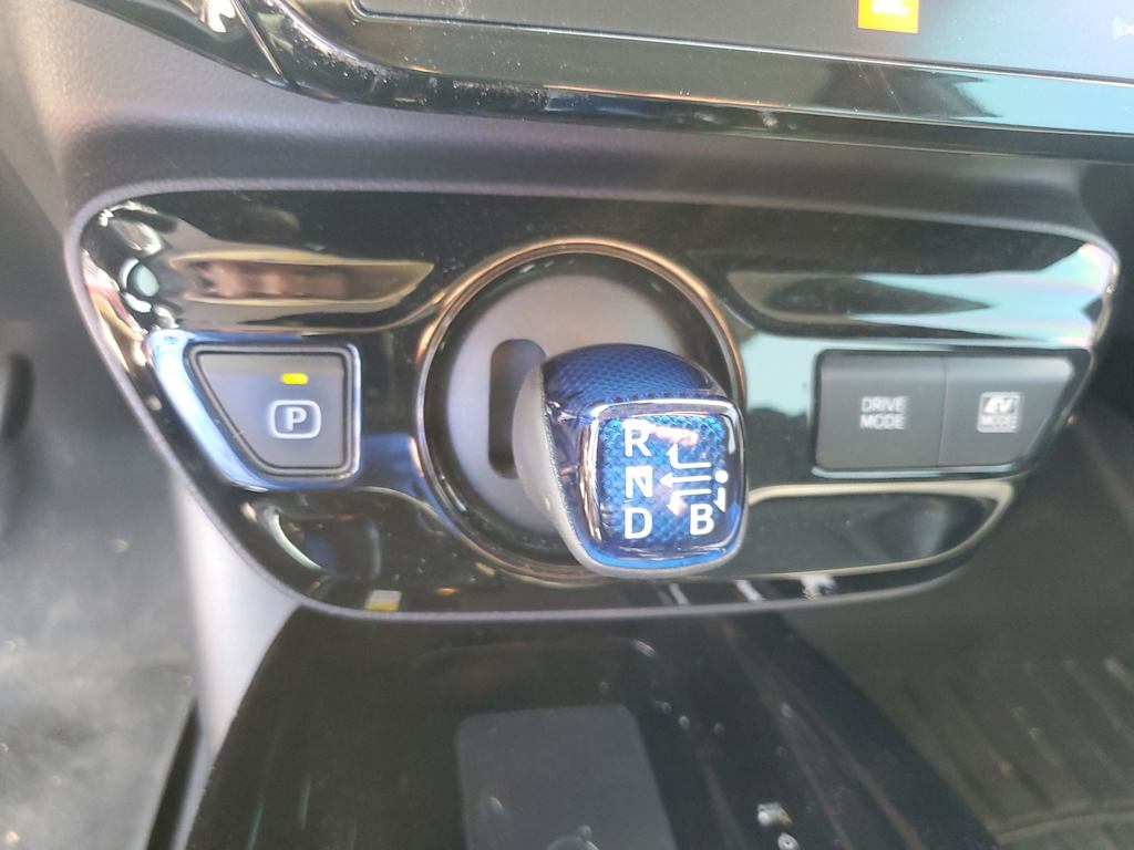 Thumbnail: 2019 Toyota Prius - 20
