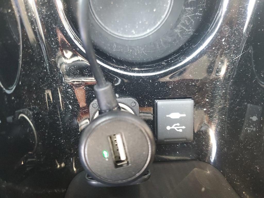 Thumbnail: 2019 Toyota Prius - 12