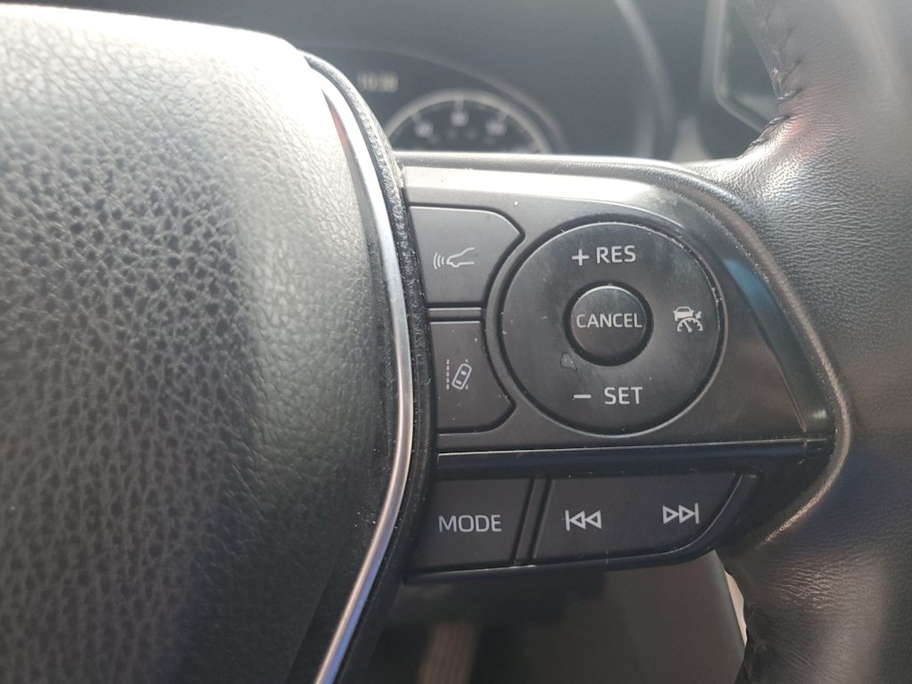 Thumbnail: 2021 Toyota Venza - 20