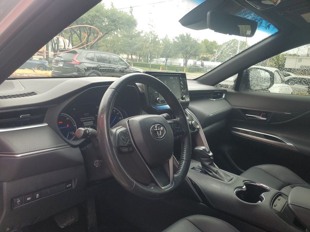 Thumbnail: 2021 Toyota Venza - 2