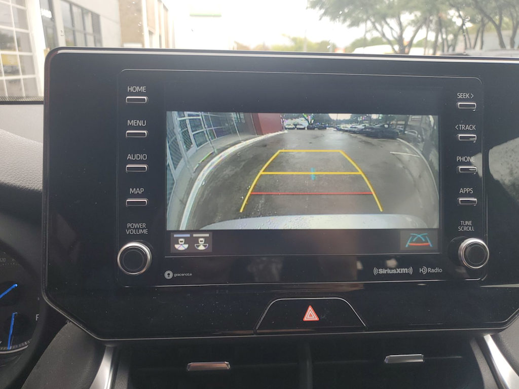 Thumbnail: 2021 Toyota Venza - 24