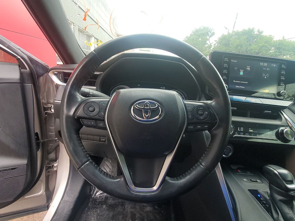 Thumbnail: 2021 Toyota Venza - 10