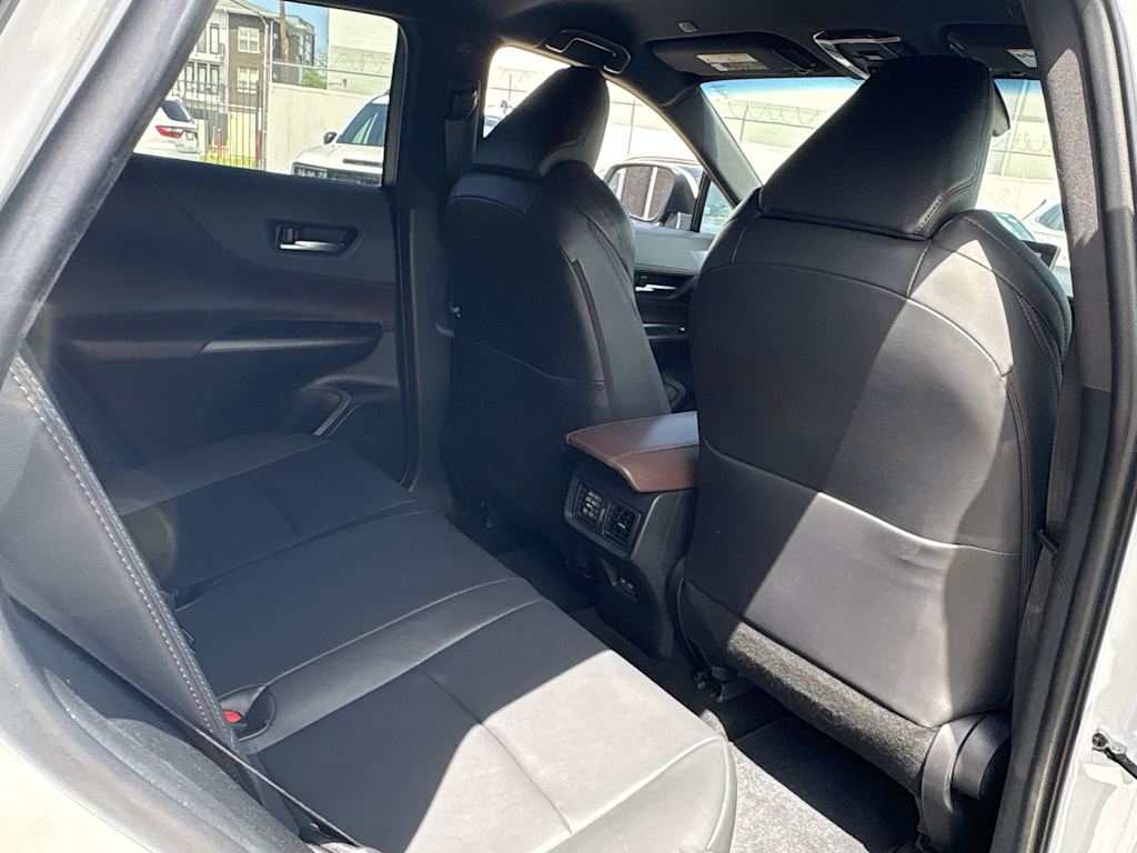 Thumbnail: 2024 Toyota Venza - 22