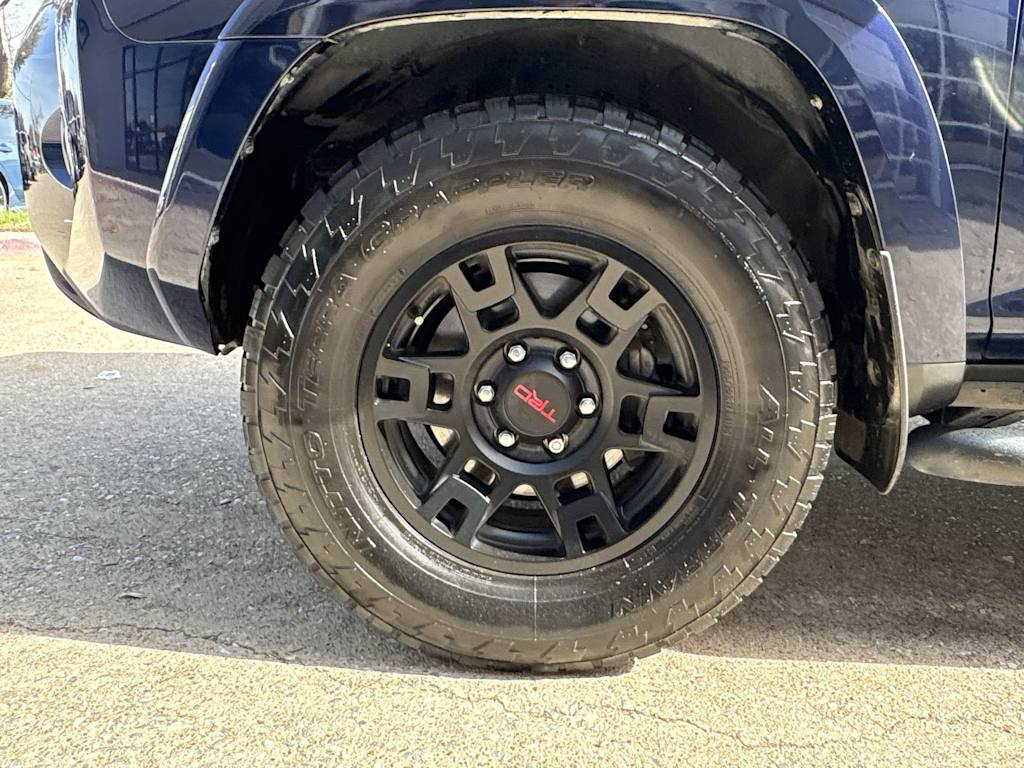 Thumbnail: 2023 Toyota 4Runner - 8