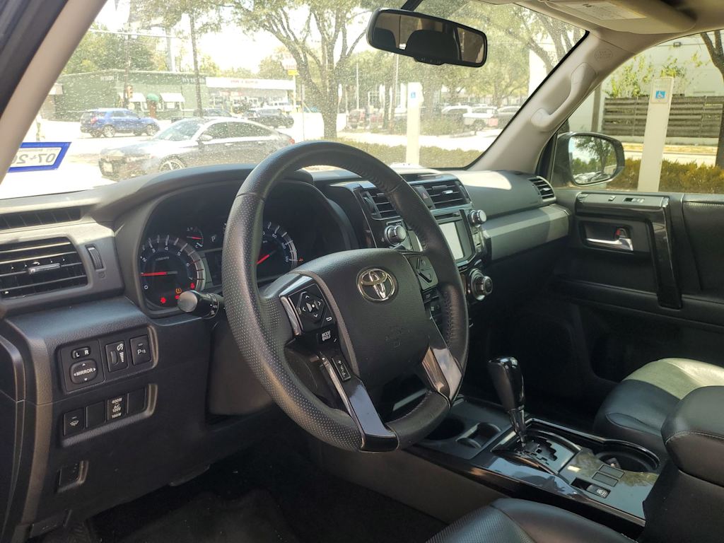 Thumbnail: 2019 Toyota 4Runner - 2