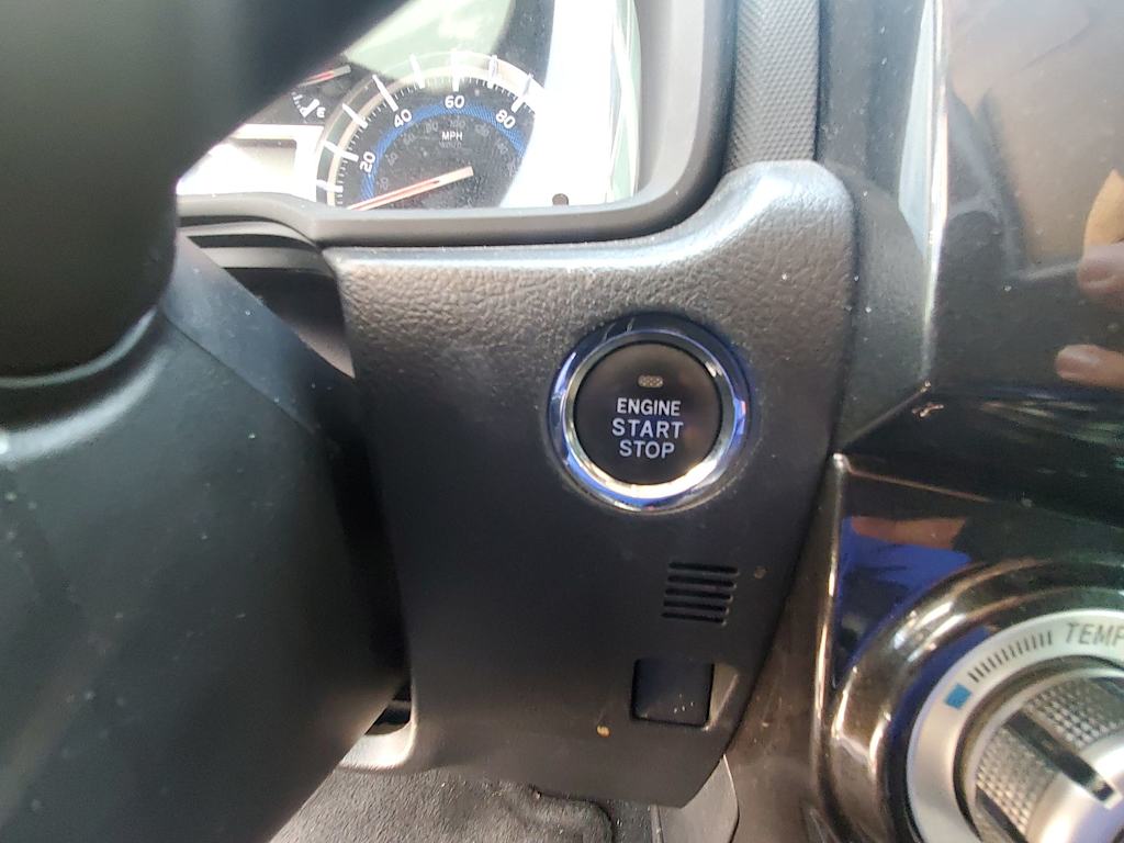 Thumbnail: 2019 Toyota 4Runner - 22