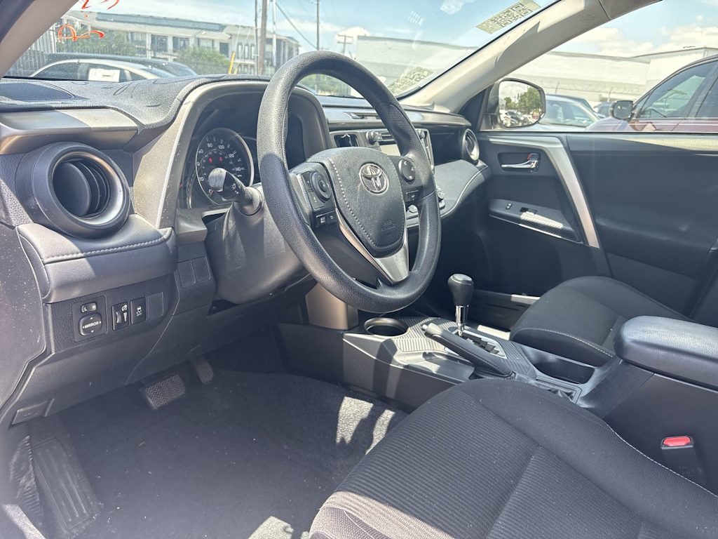 Thumbnail: 2014 Toyota RAV4 - 2