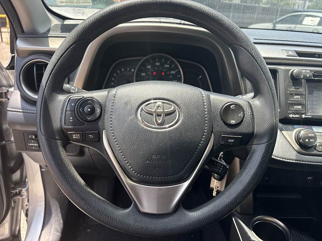 Thumbnail: 2014 Toyota RAV4 - 9