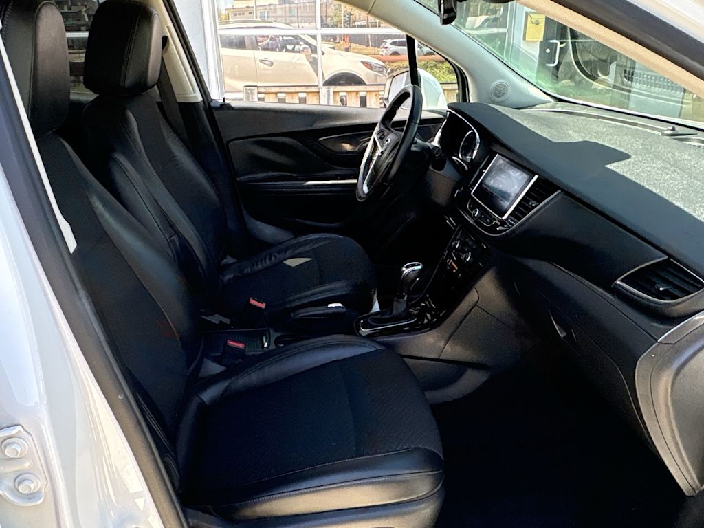 Thumbnail: 2017 Buick Encore - 11