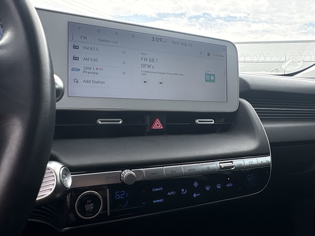 Thumbnail: 2023 Hyundai Ioniq 5 - 9