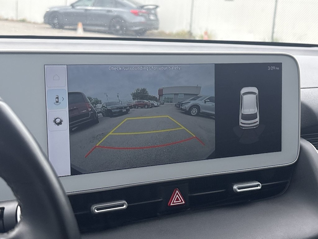 Thumbnail: 2023 Hyundai Ioniq 5 - 23