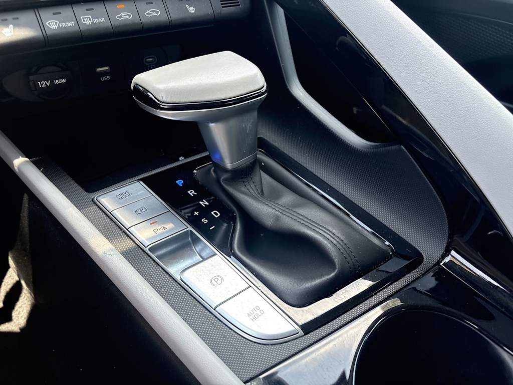 Thumbnail: 2024 Hyundai Elantra - 11