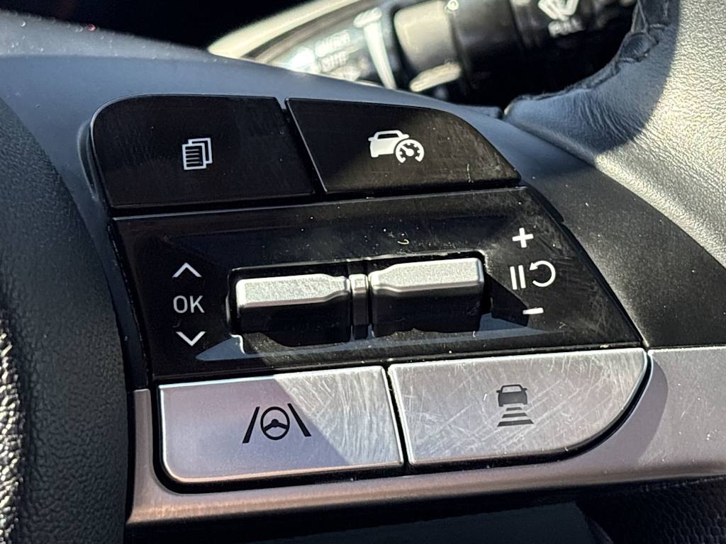 Thumbnail: 2024 Hyundai Elantra - 14