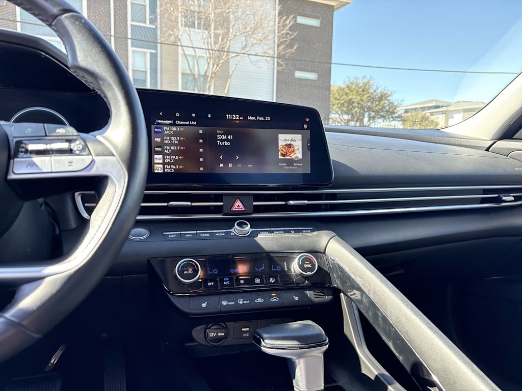 Thumbnail: 2024 Hyundai Elantra - 33