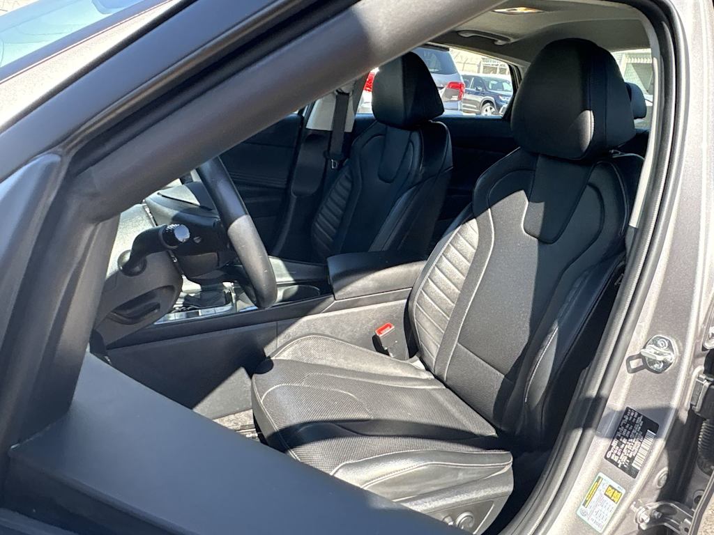 Thumbnail: 2024 Hyundai Elantra - 9