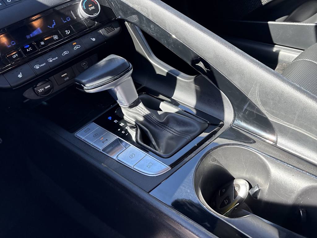 Thumbnail: 2024 Hyundai Elantra - 15