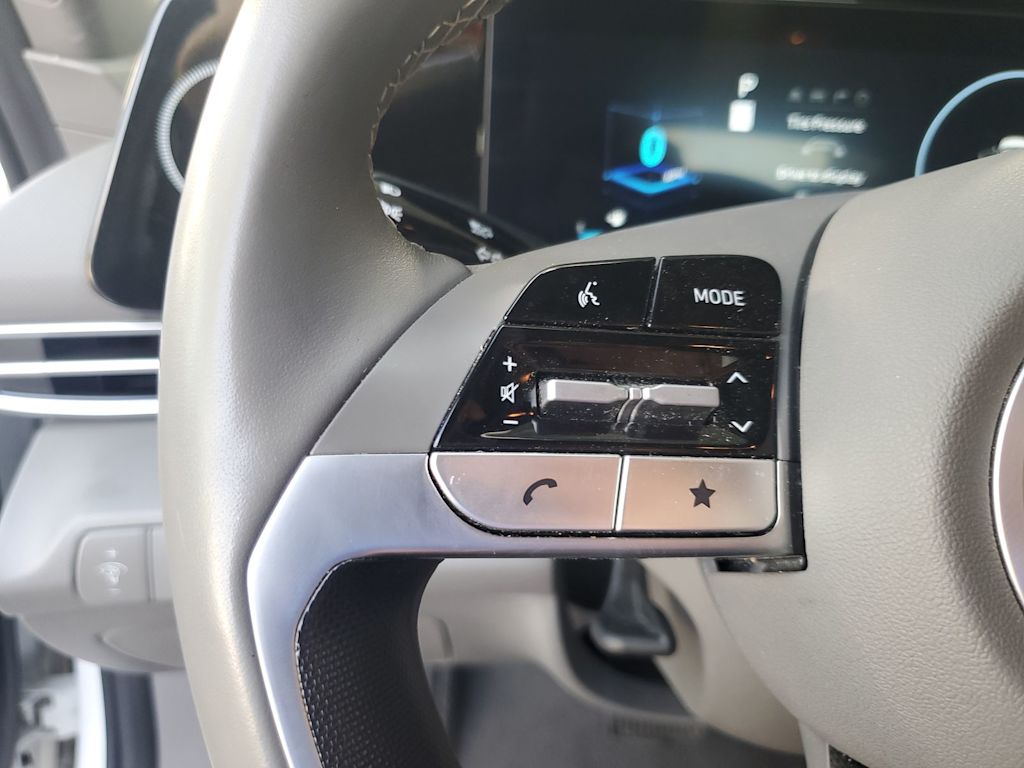 Thumbnail: 2025 Hyundai Elantra - 21