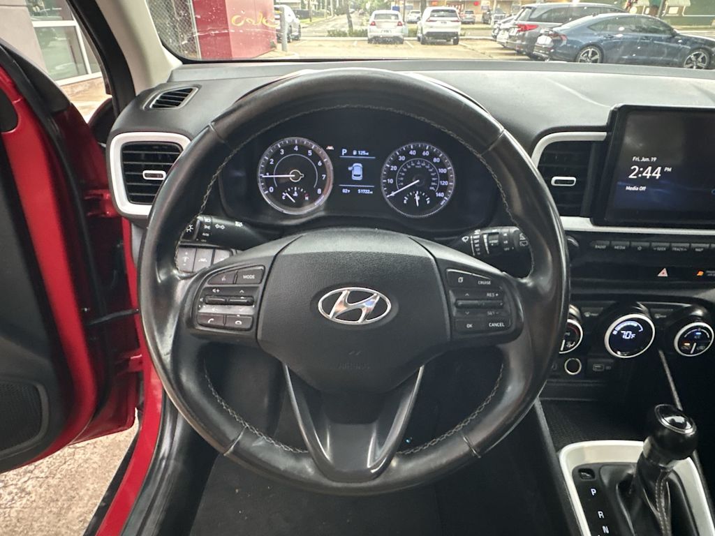Thumbnail: 2022 Hyundai Venue - 9