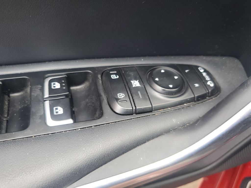 Thumbnail: 2018 Kia Stinger - 27