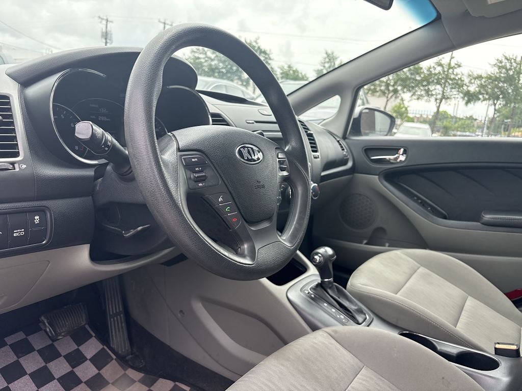 Thumbnail: 2016 Kia Forte - 2