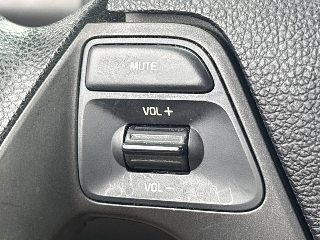Thumbnail: 2016 Kia Forte - 21