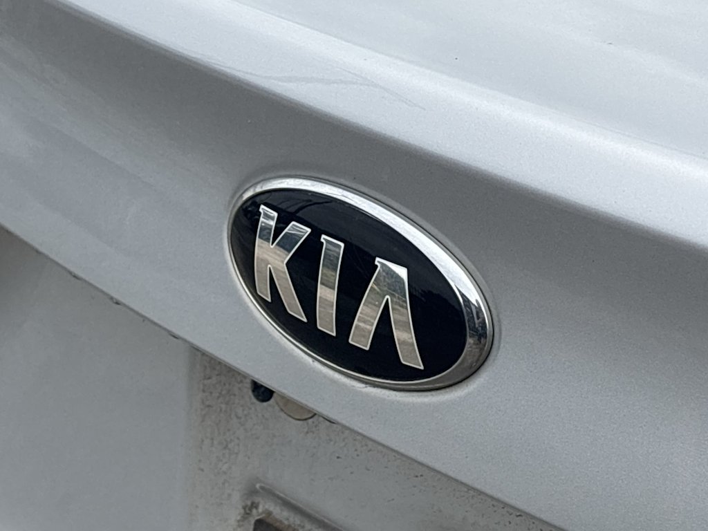 Thumbnail: 2016 Kia Forte - 7