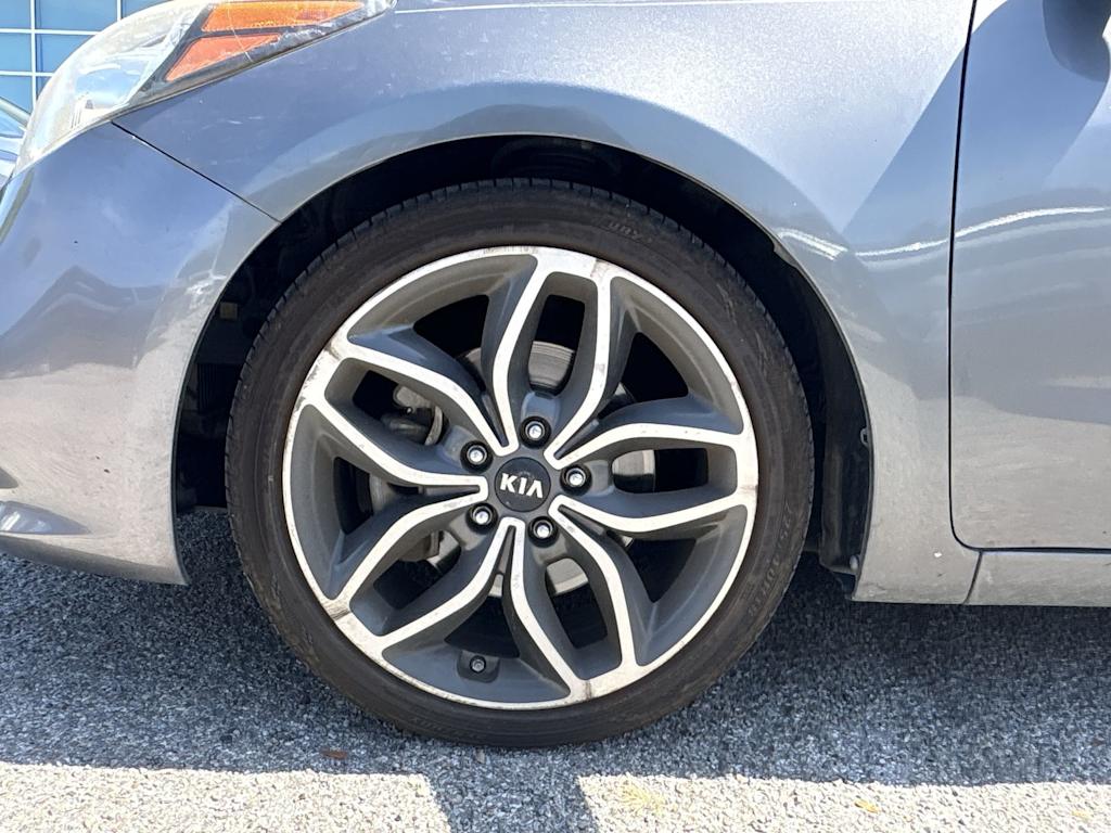 Thumbnail: 2016 Kia Forte - 8