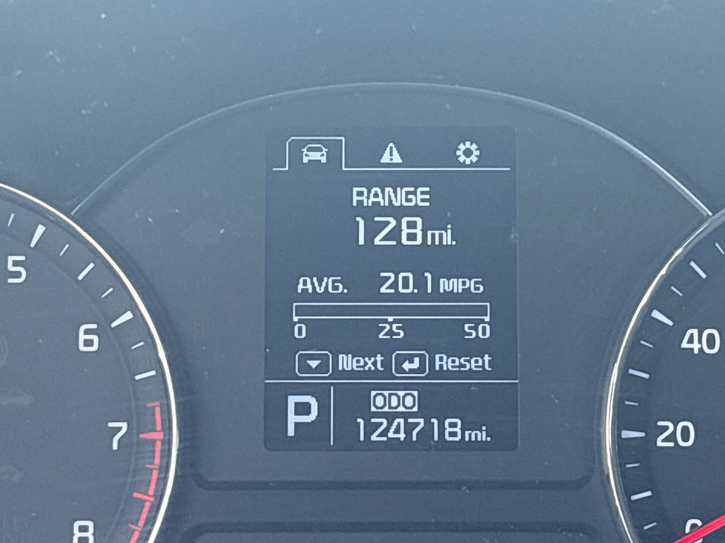 Thumbnail: 2016 Kia Forte - 12