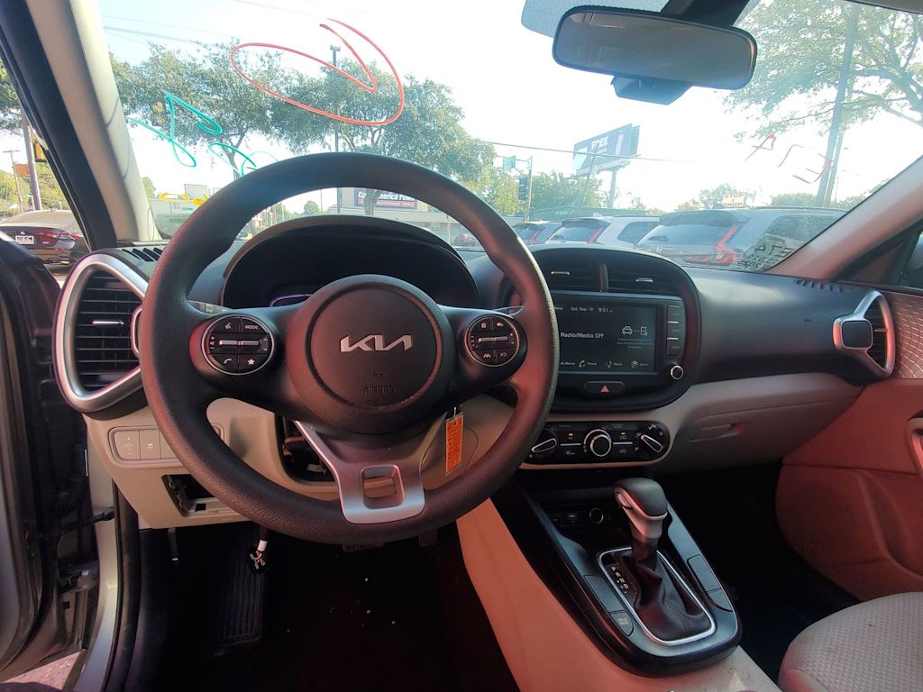 Thumbnail: 2025 Kia Soul - 9