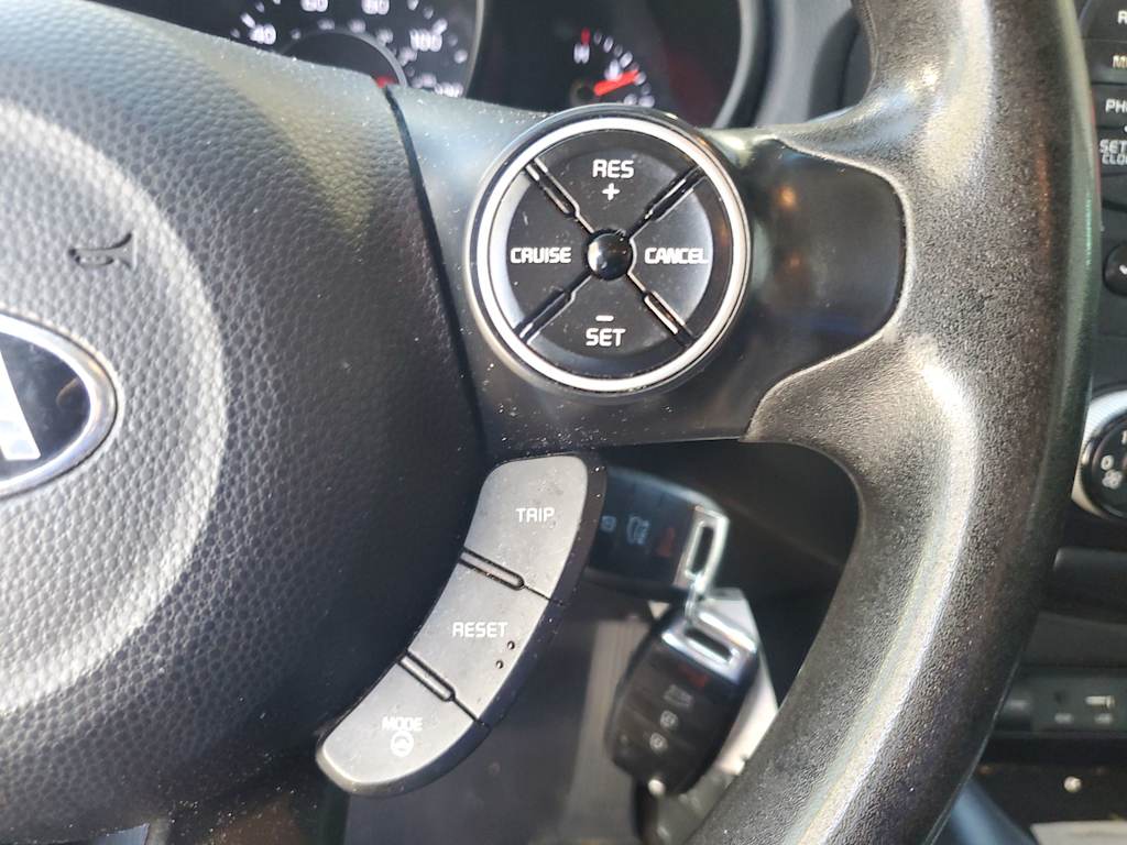 Thumbnail: 2015 Kia Soul - 20