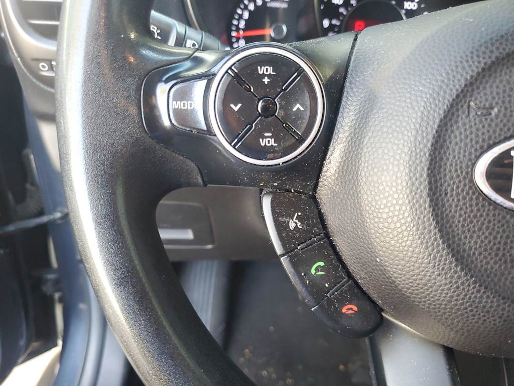 Thumbnail: 2015 Kia Soul - 22