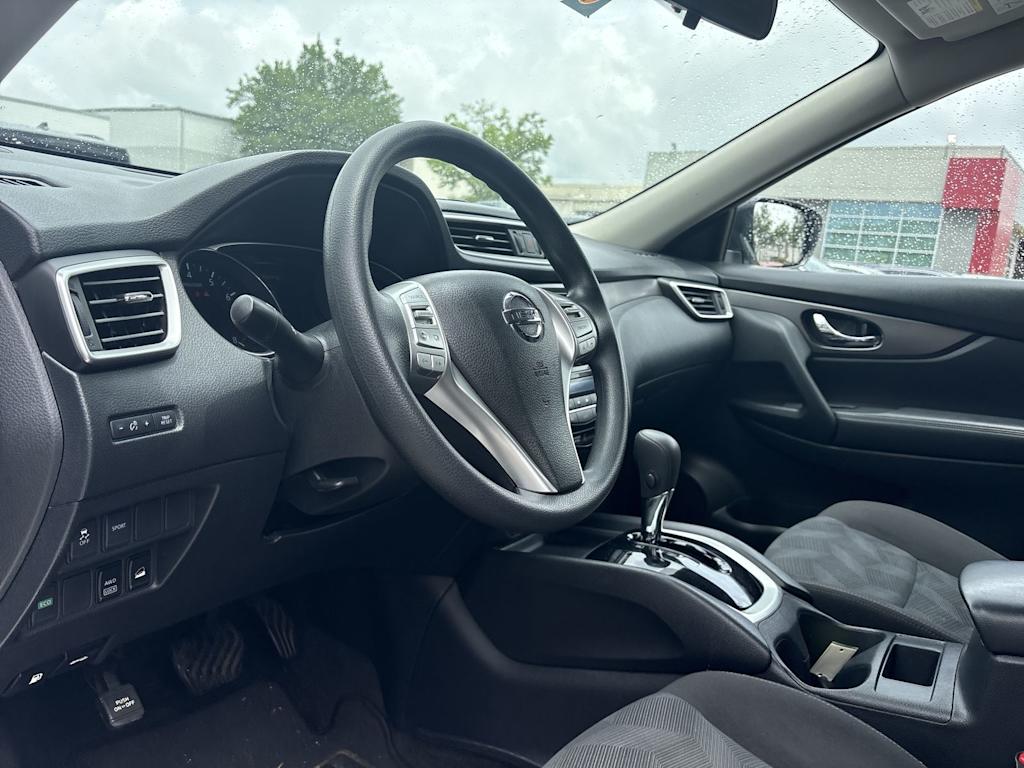 Thumbnail: 2016 Nissan Rogue - 2