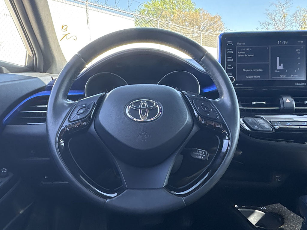 Thumbnail: 2021 Toyota C-HR - 14