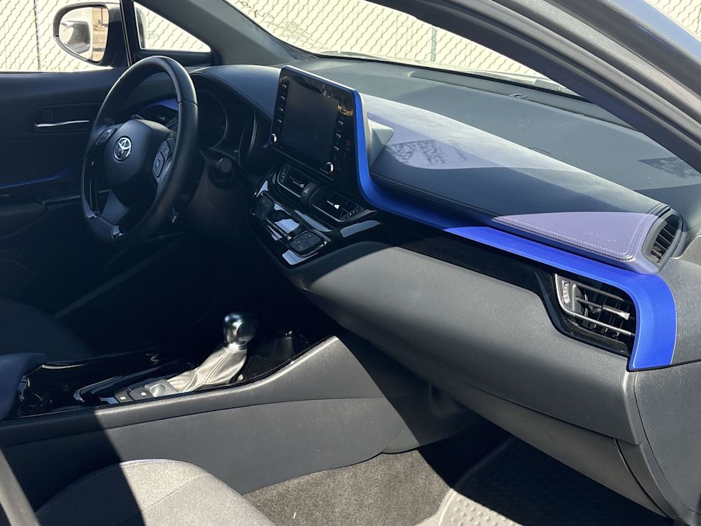 Thumbnail: 2021 Toyota C-HR - 13