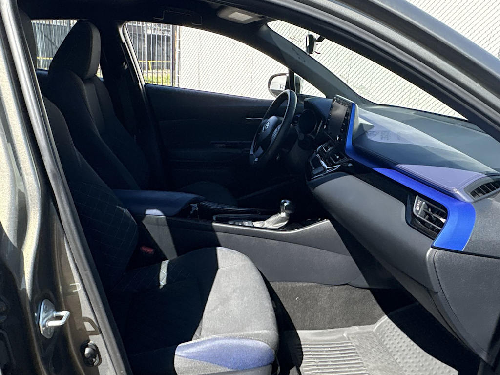 Thumbnail: 2021 Toyota C-HR - 11