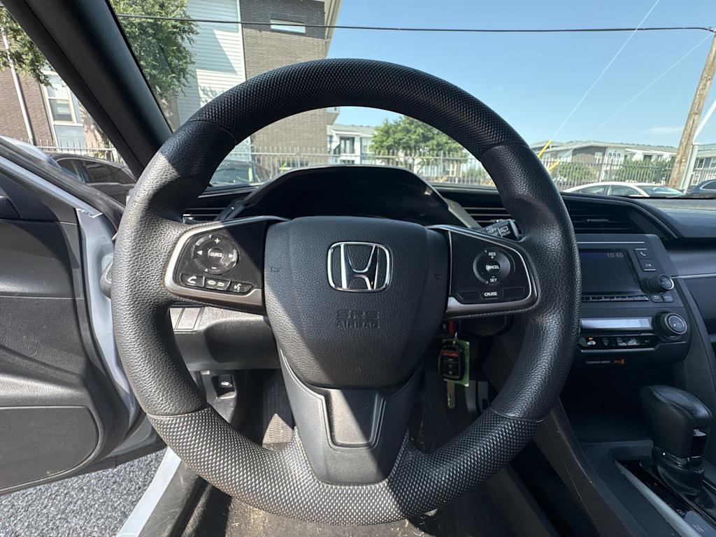 Thumbnail: 2017 Honda Civic - 9