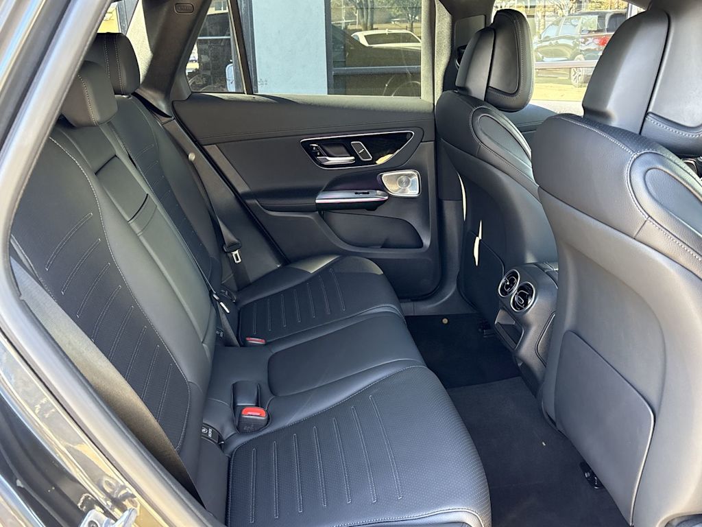 Thumbnail: 2025 Mercedes-Benz GLC - 21