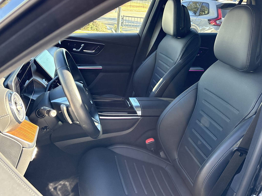 Thumbnail: 2025 Mercedes-Benz GLC - 11